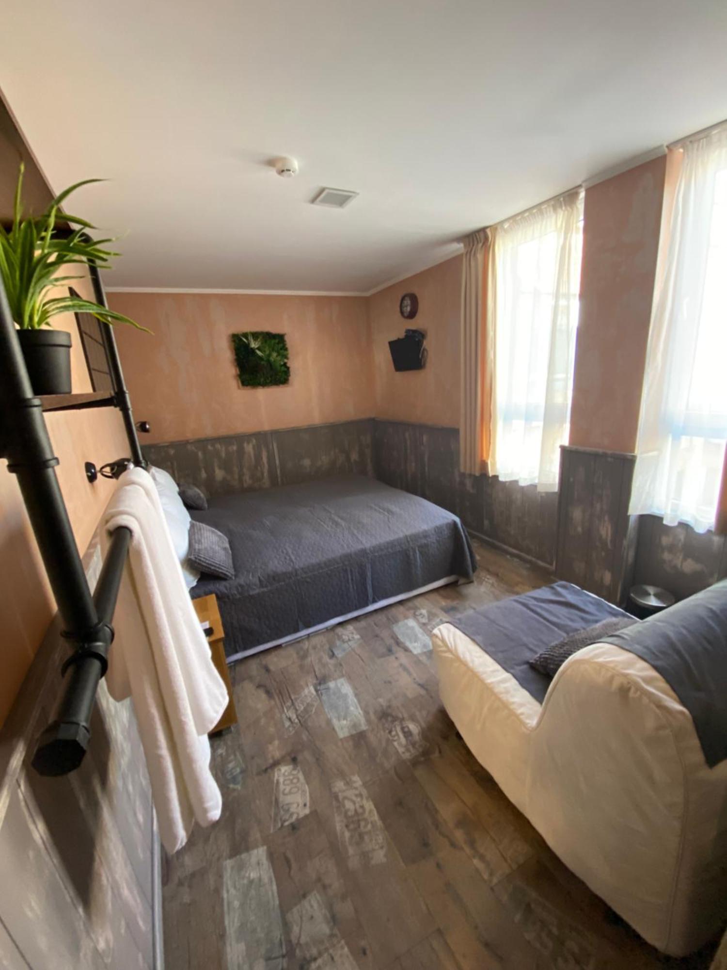City Hotel Veliko Tarnovo Eksteriør billede
