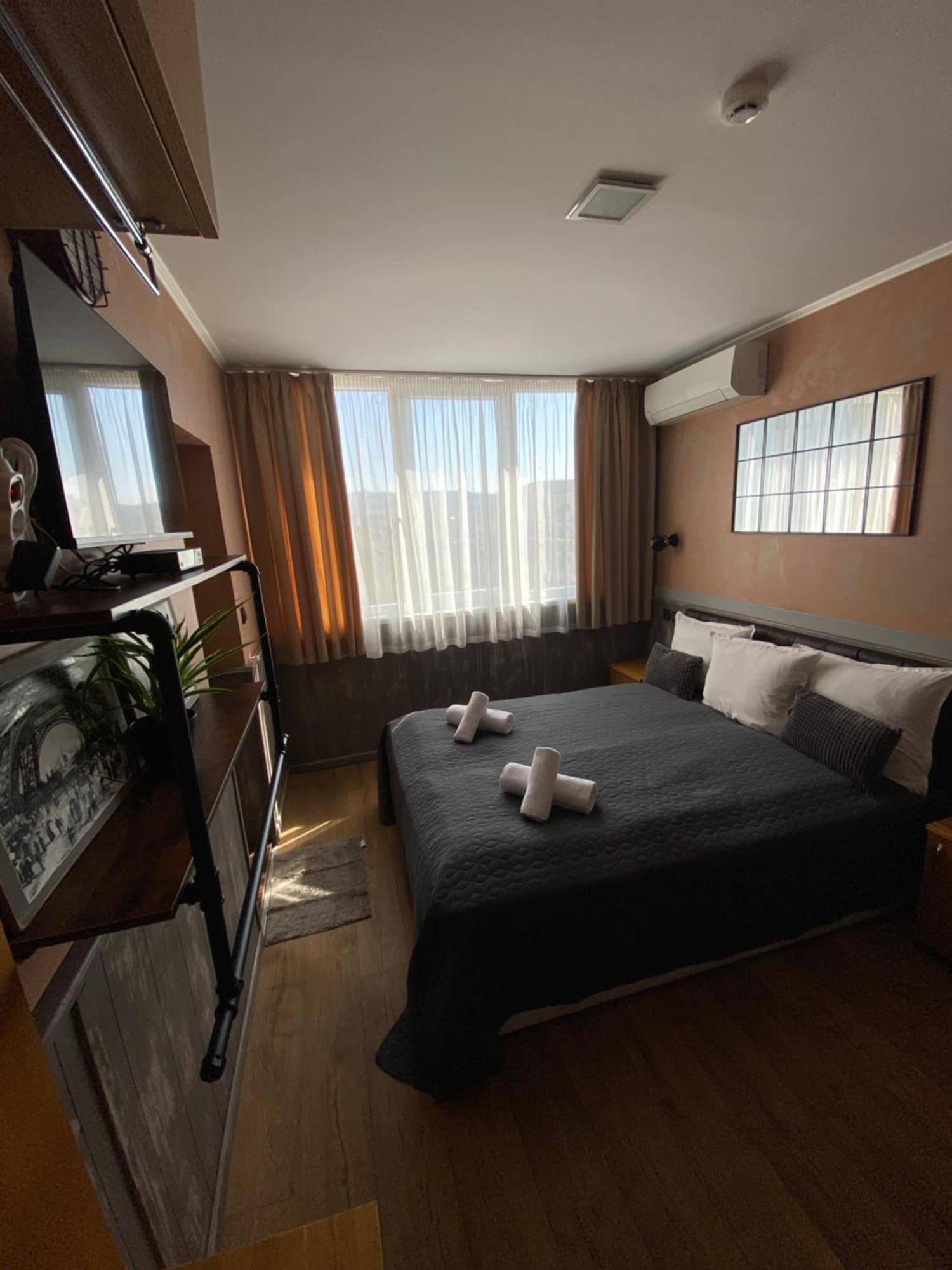 City Hotel Veliko Tarnovo Eksteriør billede